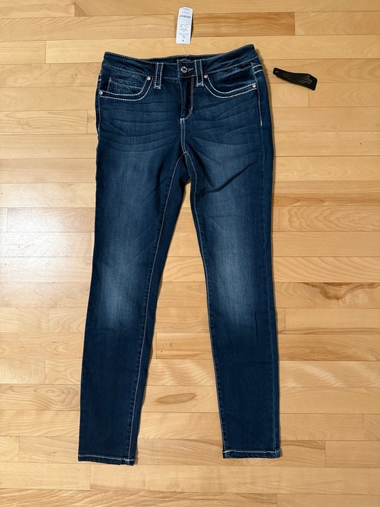 bebe Denim - bebe Dark Blue Skinny Jeans gem details